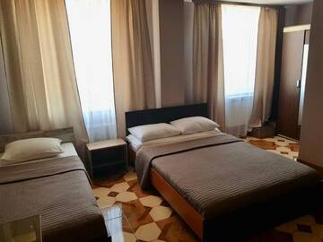 Стандартный четырехместный номер в Отеле Hotel Nariman